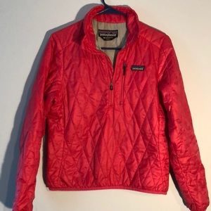 Patagonia pink quilted pullover